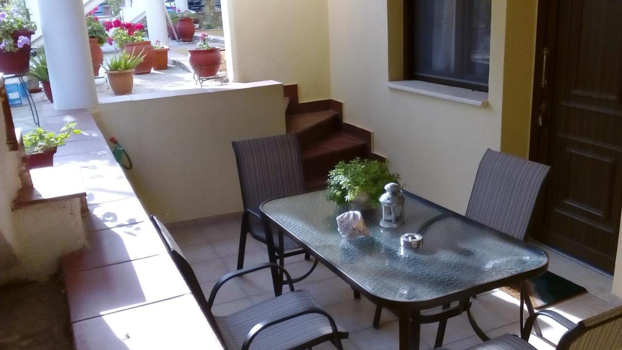 Natalia'S Apartments Nikiti  Dış mekan fotoğraf